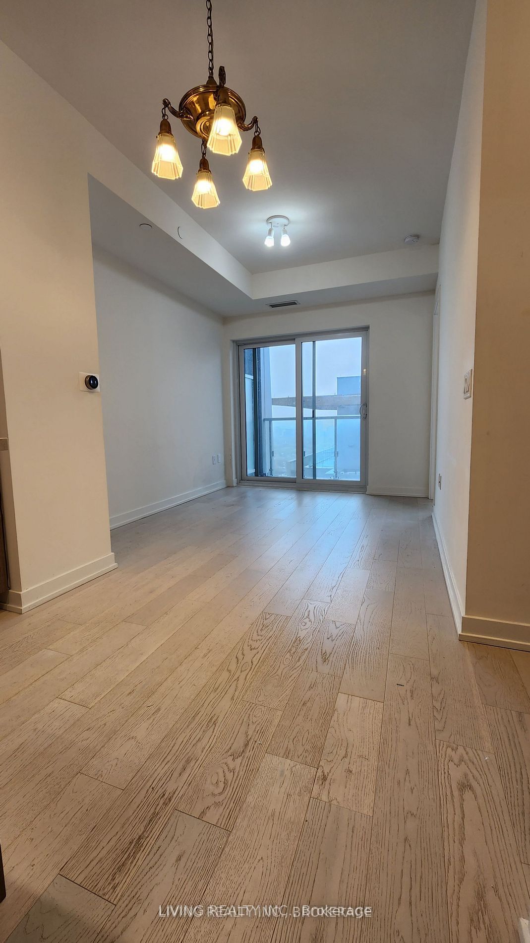 1 Yorkville Ave, #3607