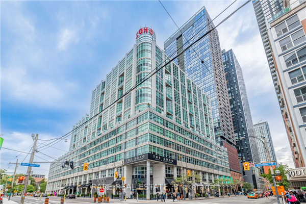 36 Blue Jays Way, Toronto