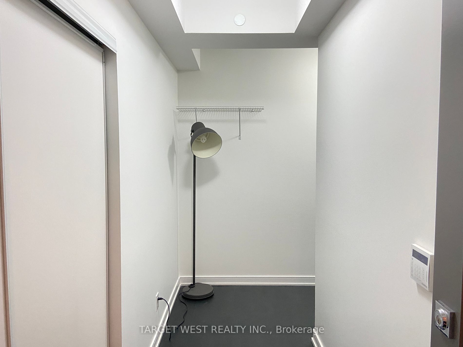 57 St Joseph St, #1305
