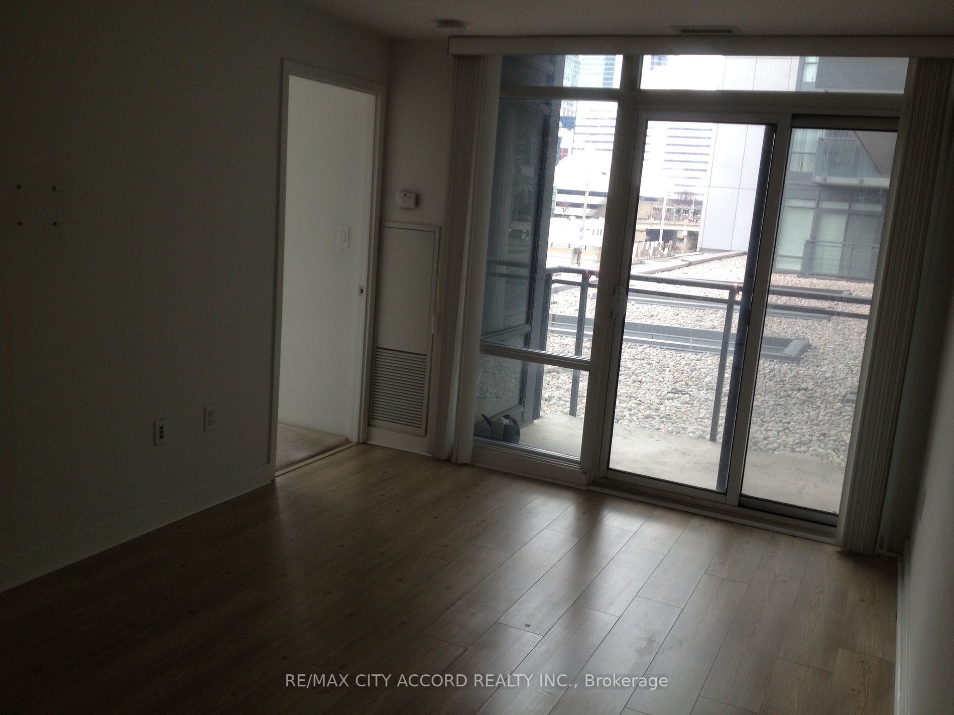 25 Telegram Mews, #203