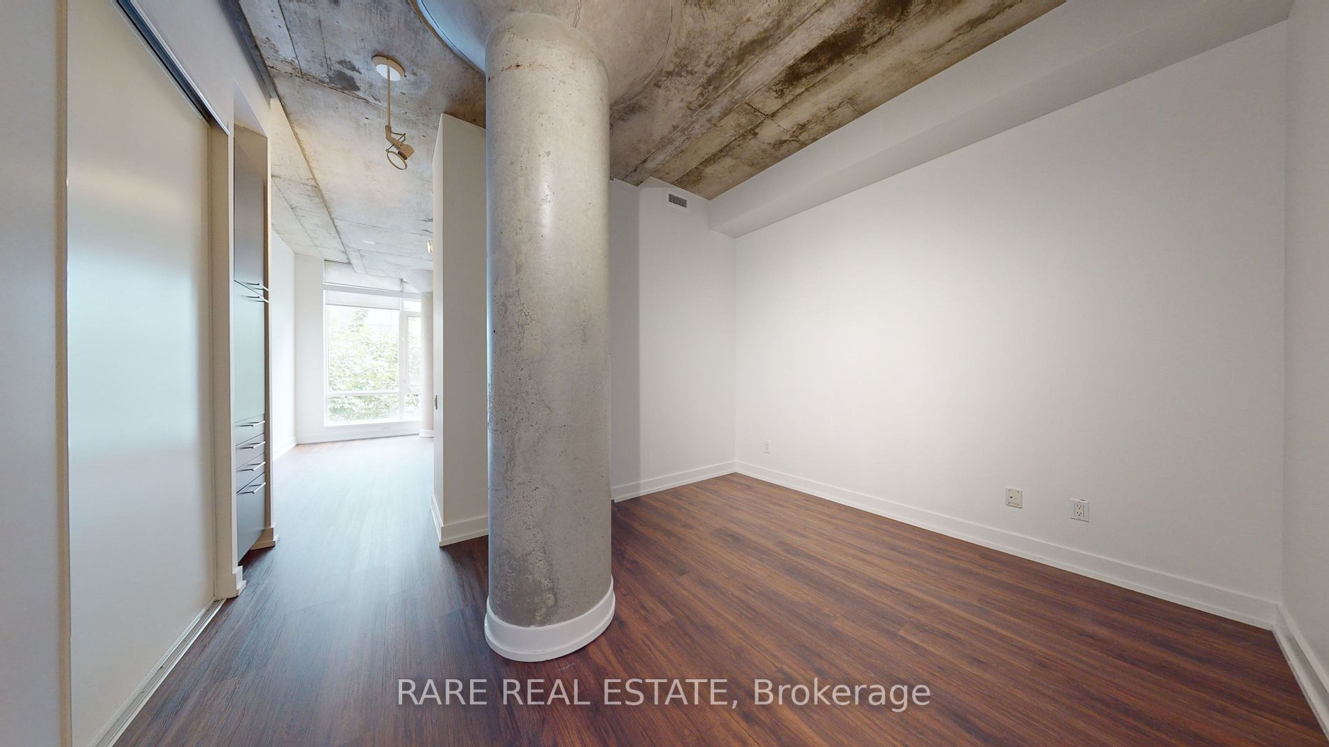 Listing C7004442 - Large Photo # 5