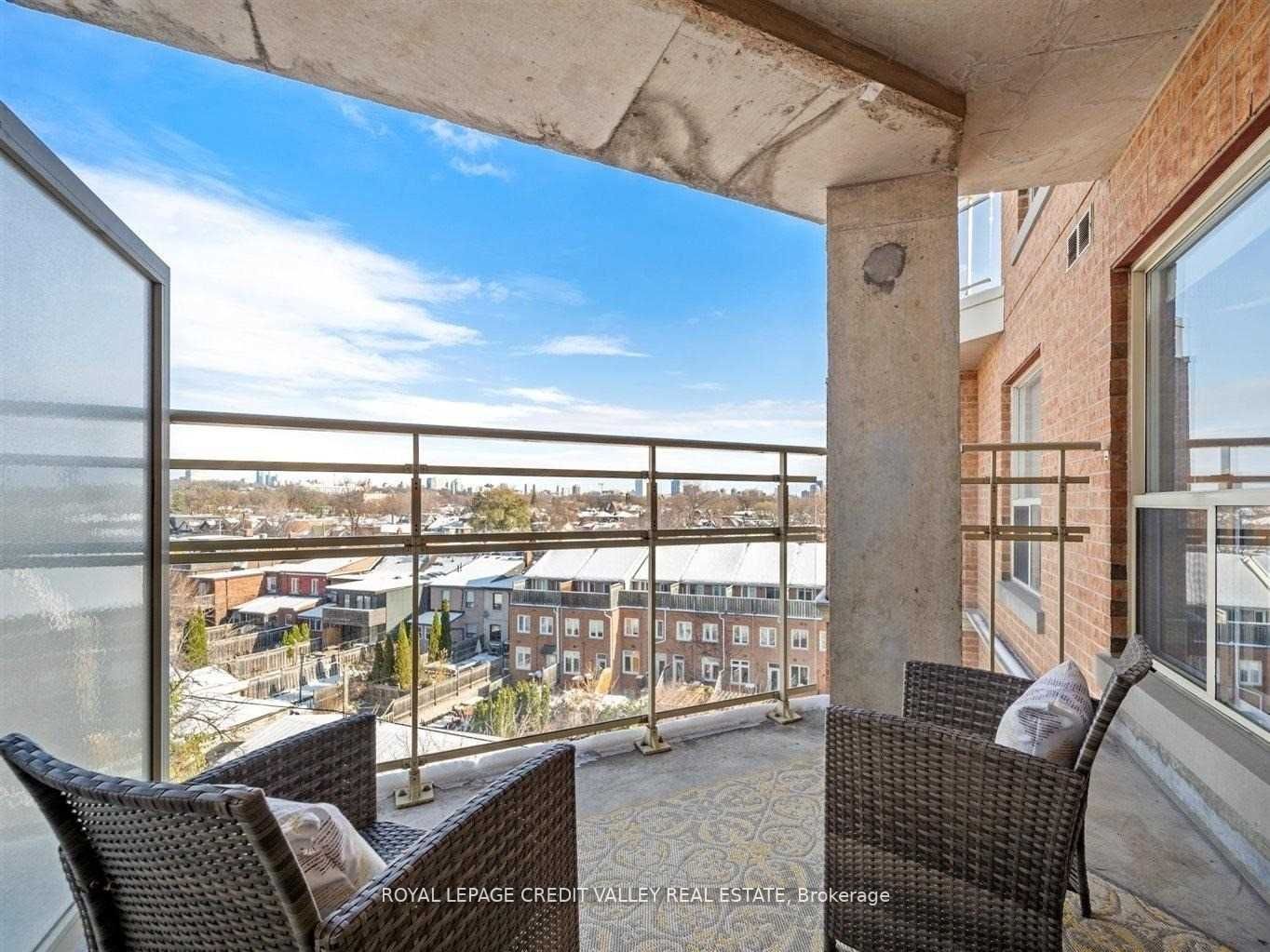11 Christie St, #604