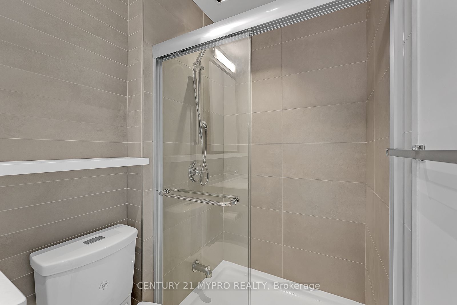501 Adelaide St W, #1010