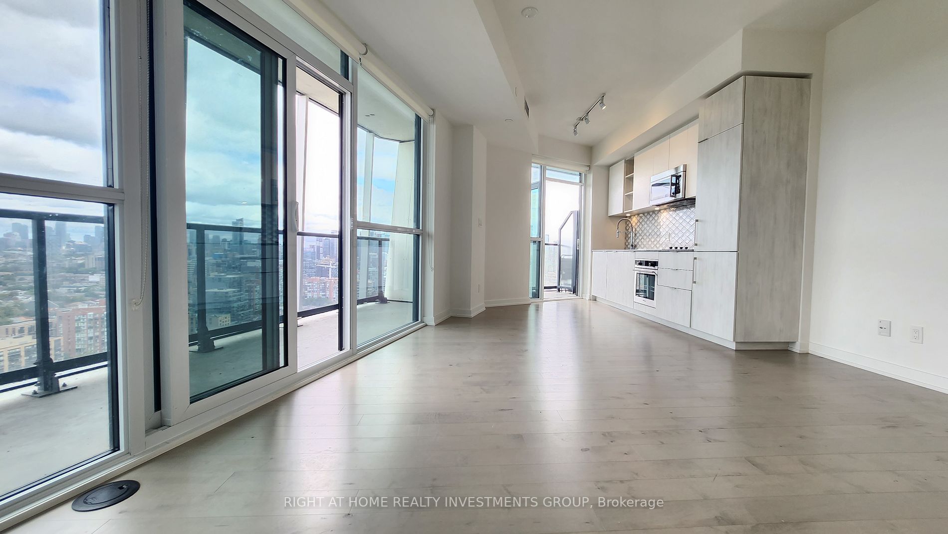 50 Ordnance St, #2709