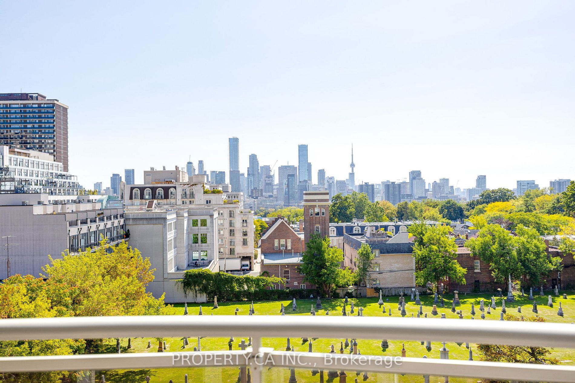 1430 Yonge St, #704