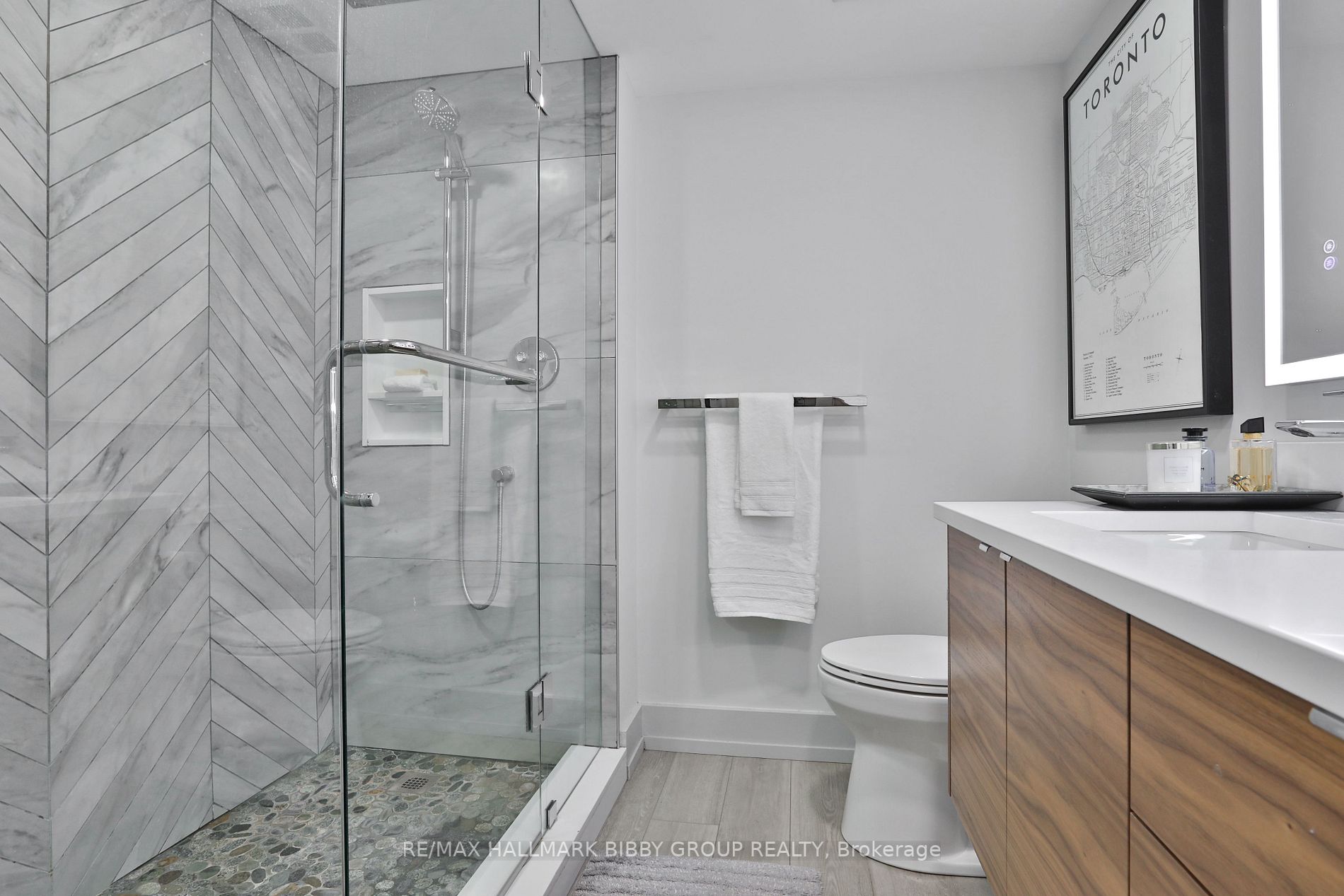 30 Harrison Garden Blvd, #2102