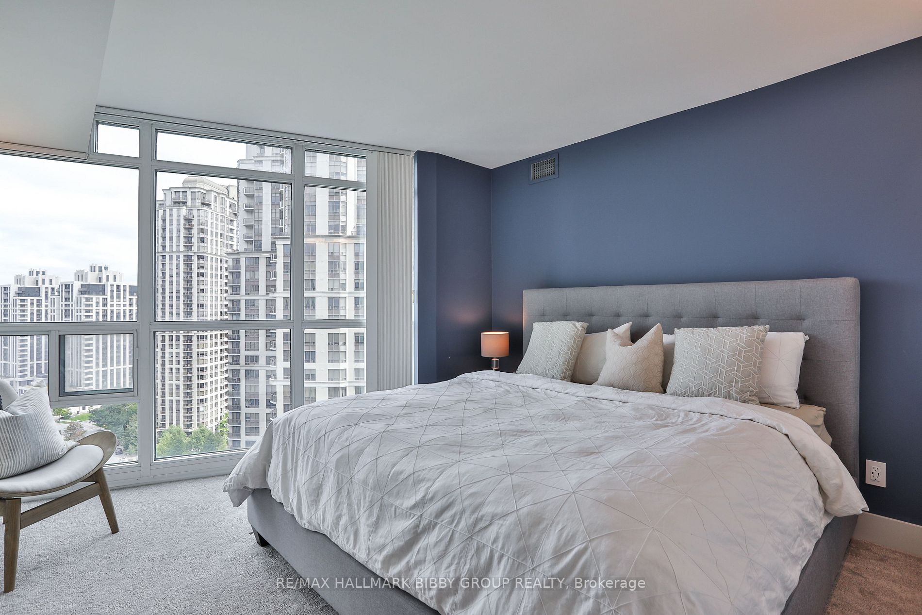 30 Harrison Garden Blvd, #2102