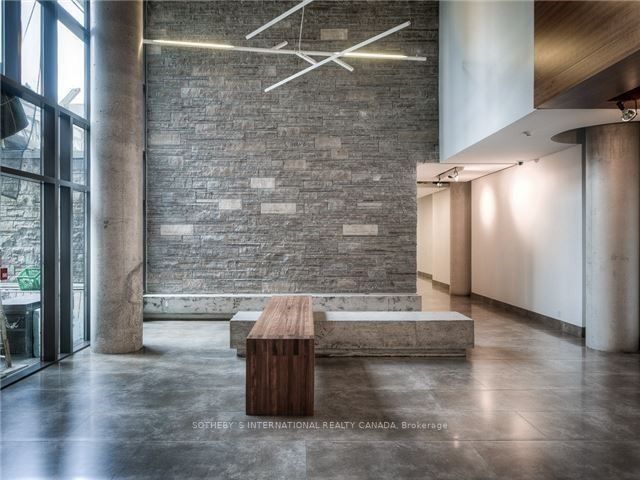 10 Morrison St, #810