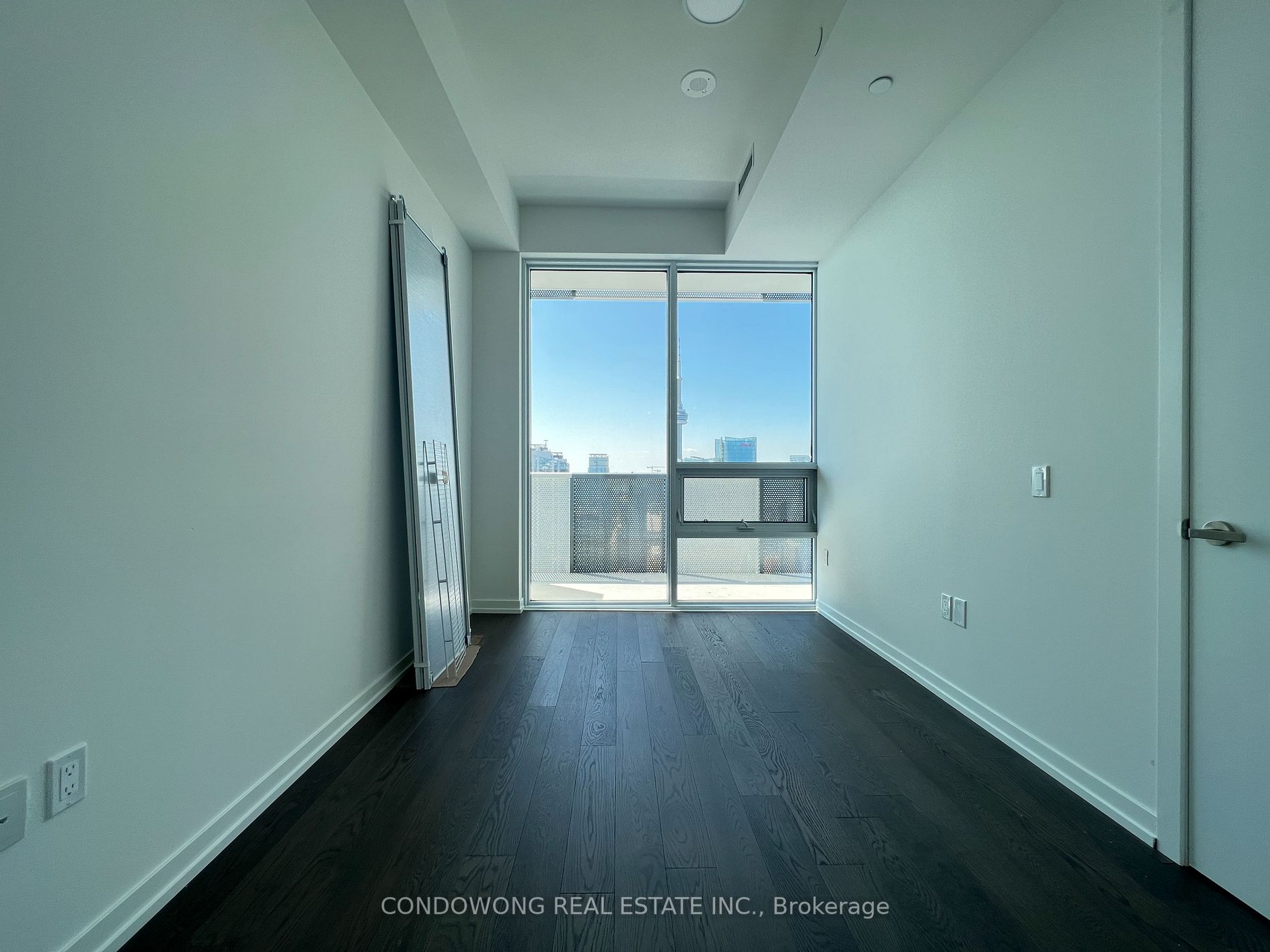 138 Downes Street, #PH210