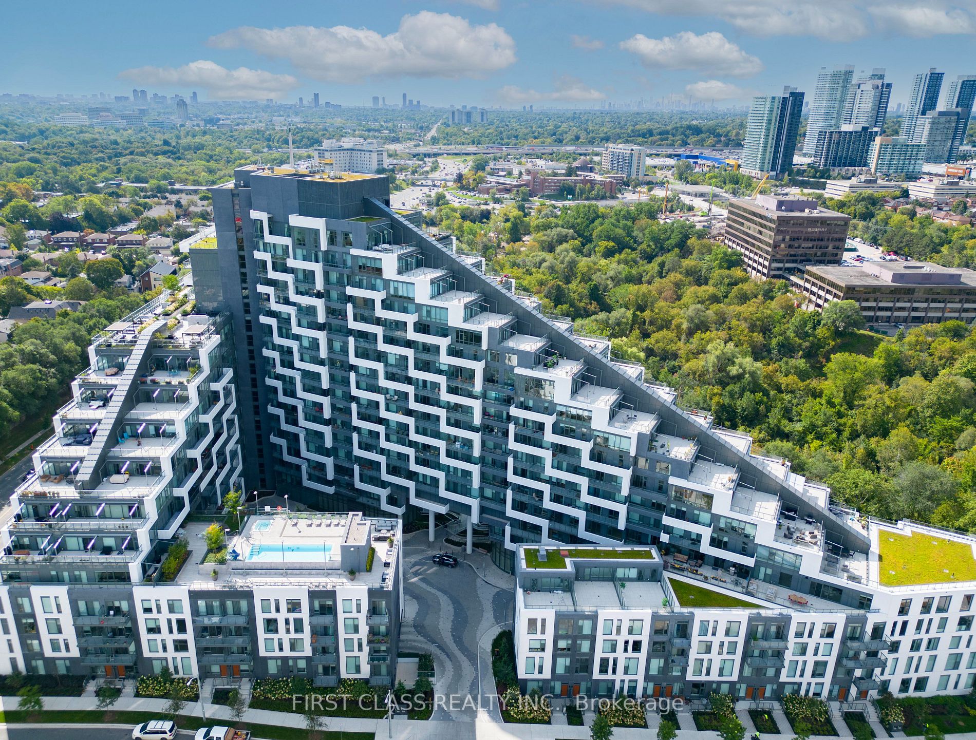 25 Adra Grado Way, #322