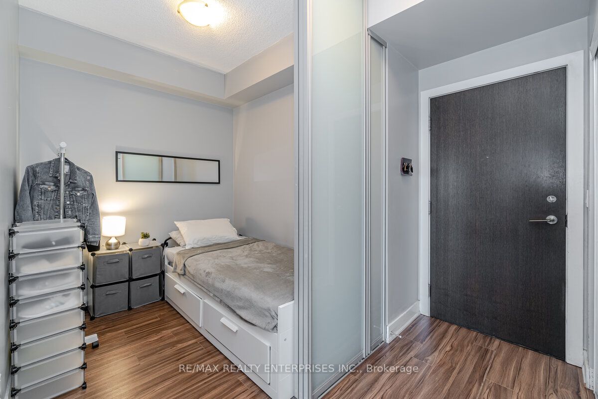 28 Linden St, #3003