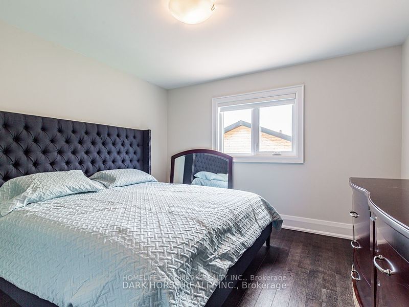 8 Dunsmore Gdns