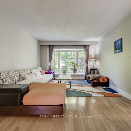 Listing C7005708 - Large Photo # 4