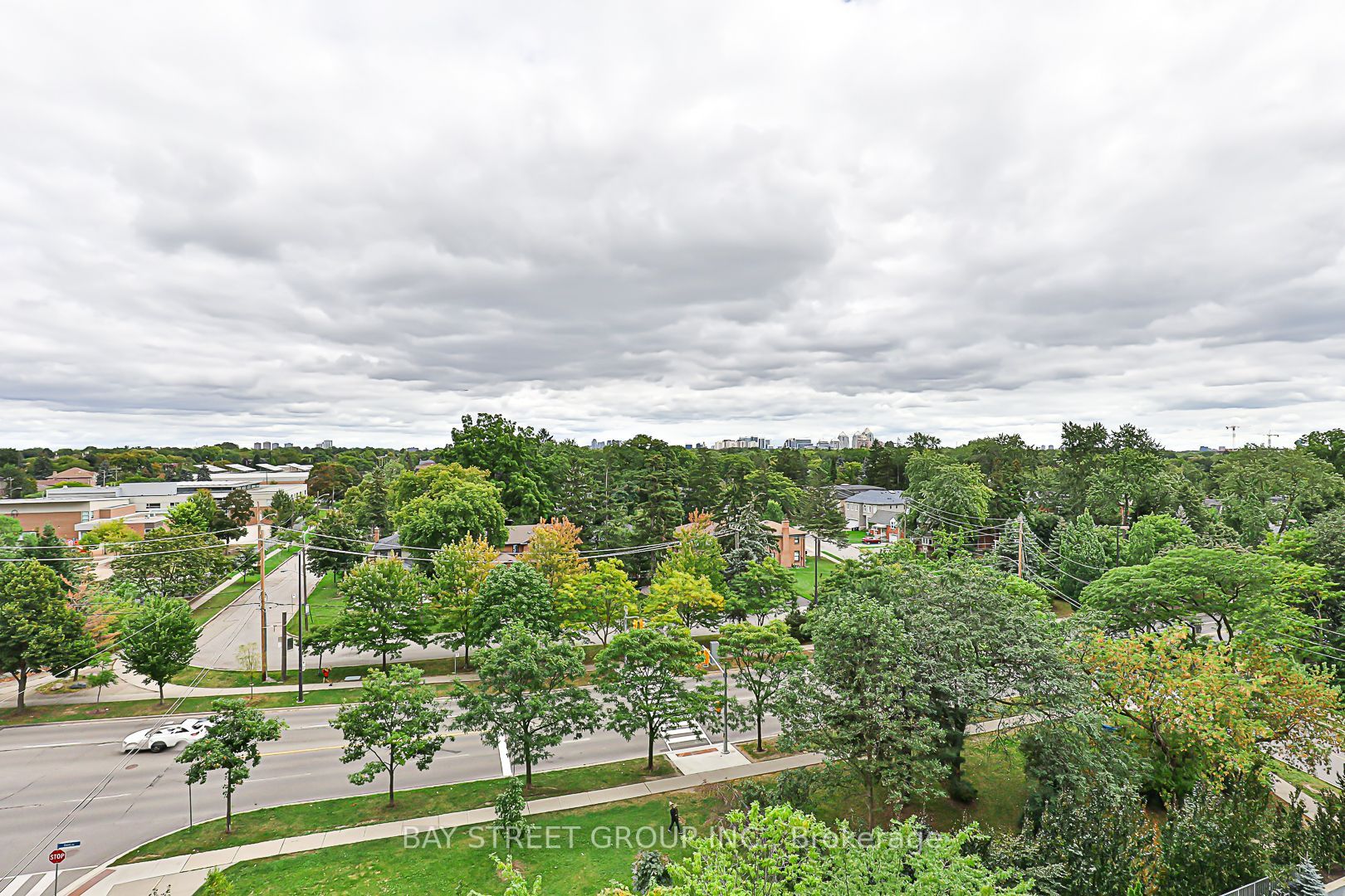 26 Norton Avenue, #803