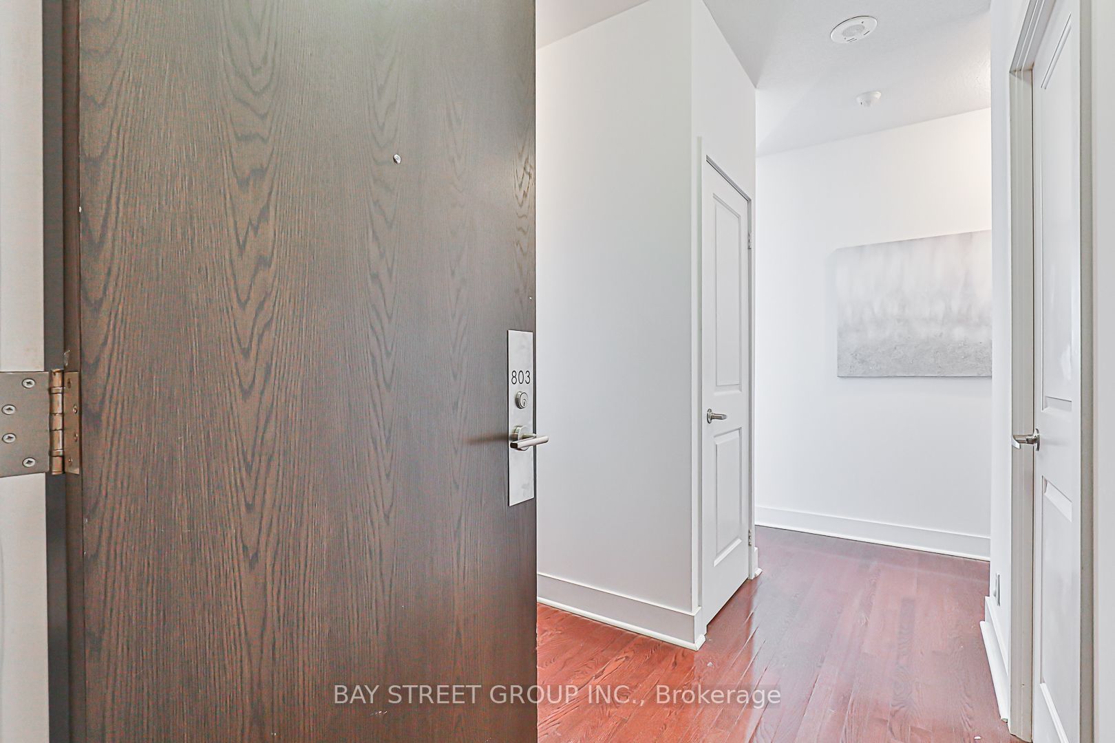 26 Norton Avenue, #803