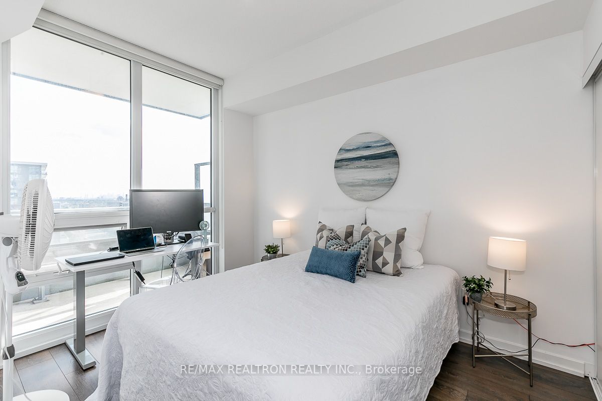 52 Forest Manor Rd, #1109