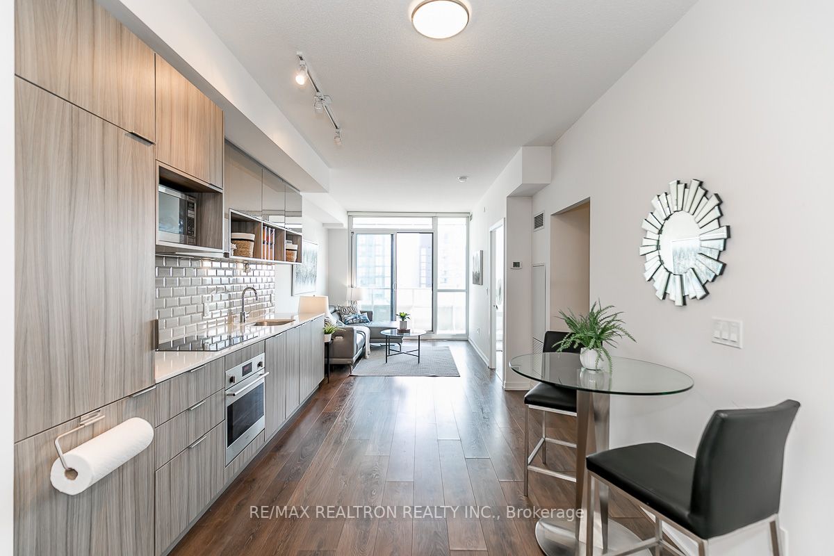 52 Forest Manor Rd, #1109