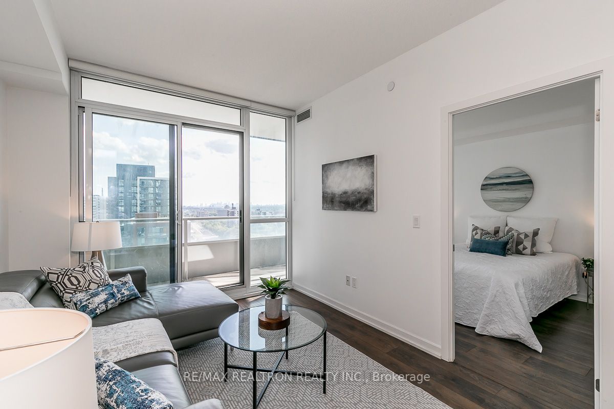 52 Forest Manor Rd, #1109