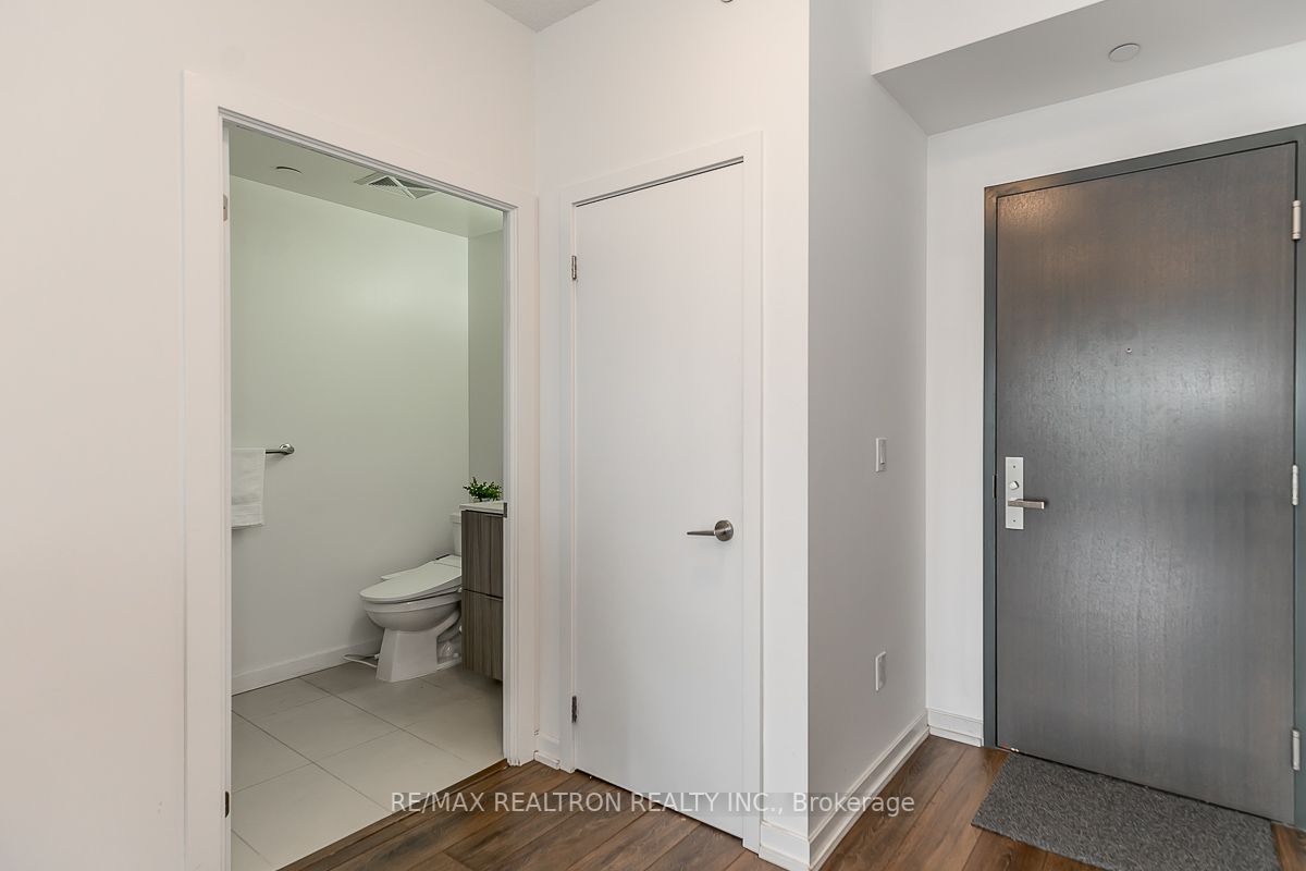 52 Forest Manor Rd, #1109