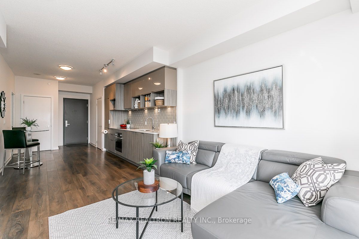 52 Forest Manor Rd, #1109