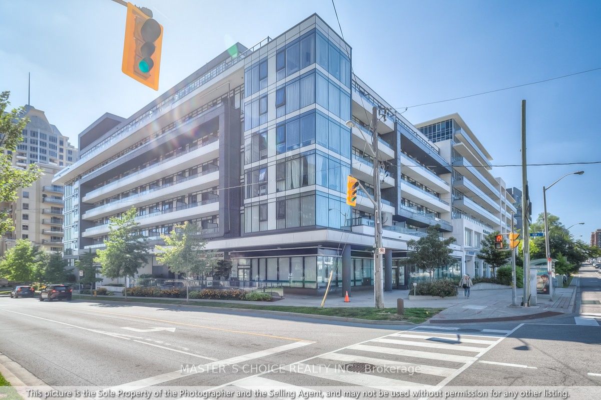 18 Rean Dr, #606