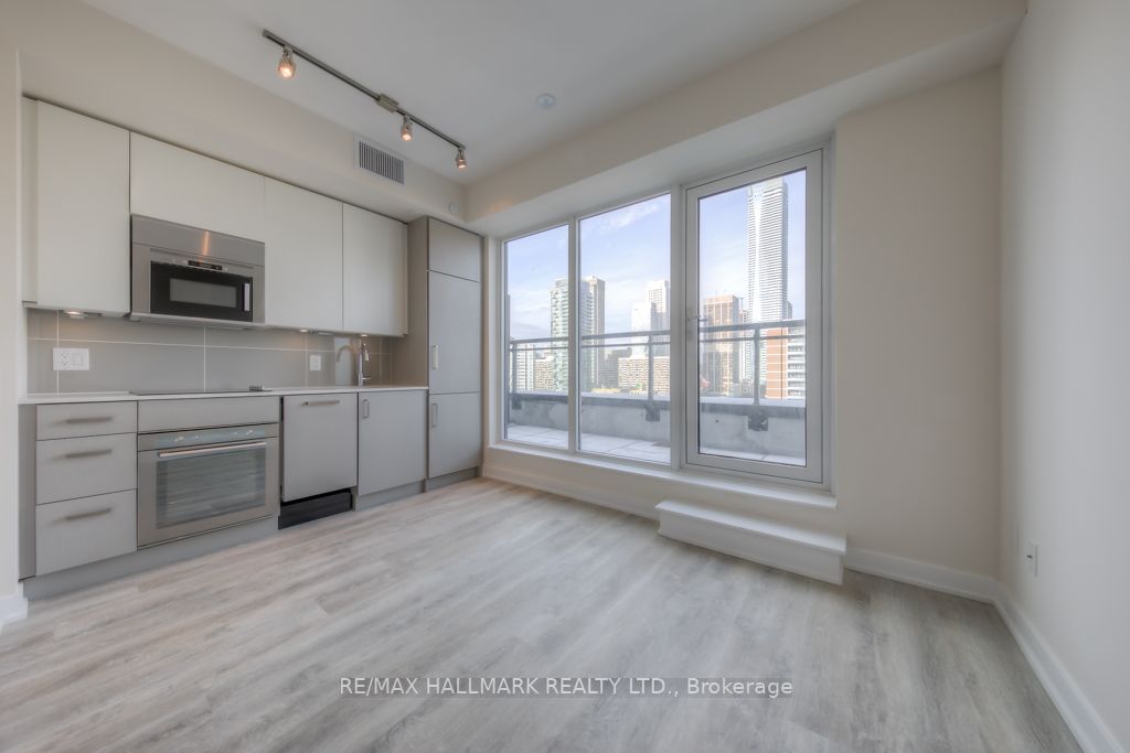 17 Dundonald St, #1503