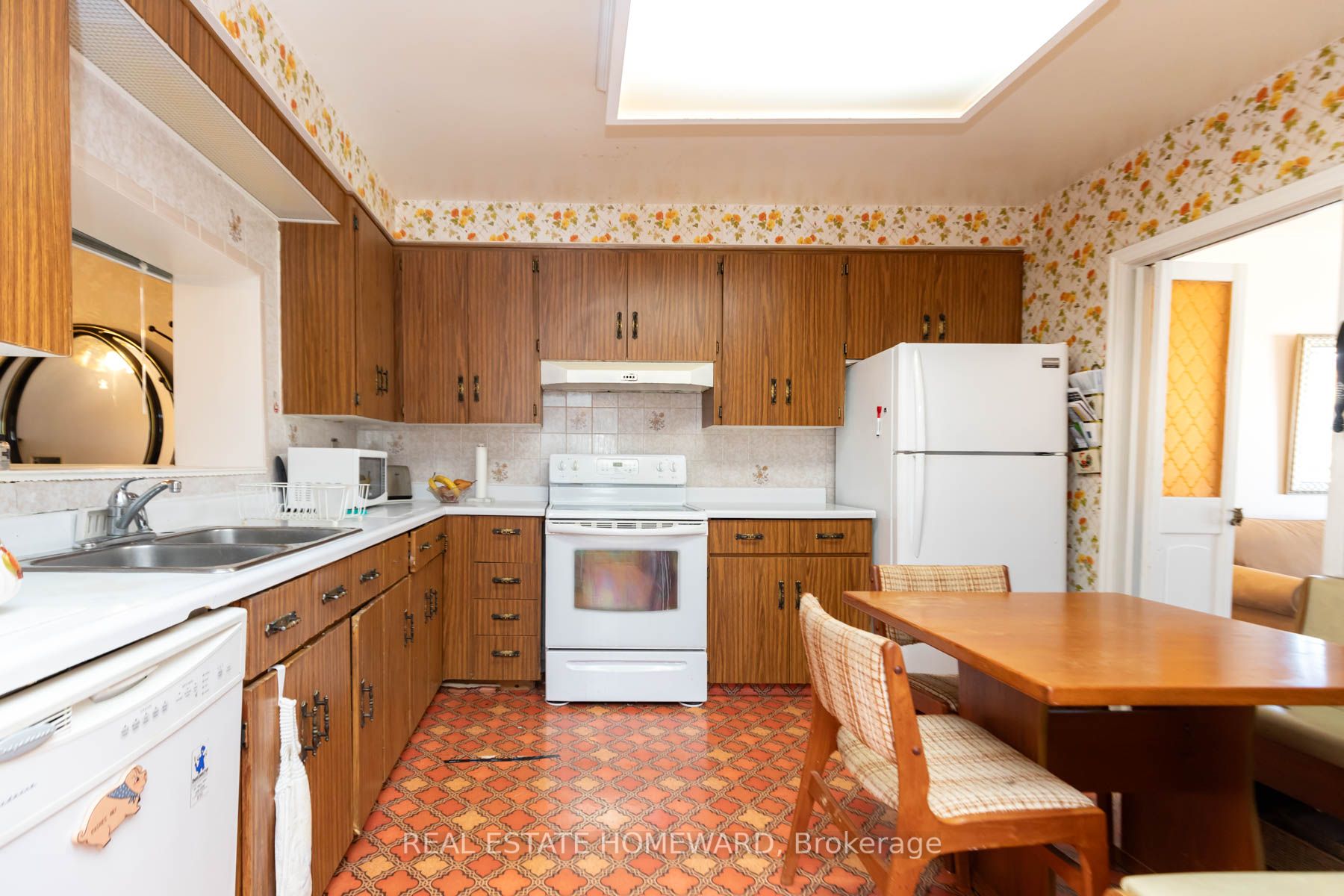 95 Wyndcliff Cres