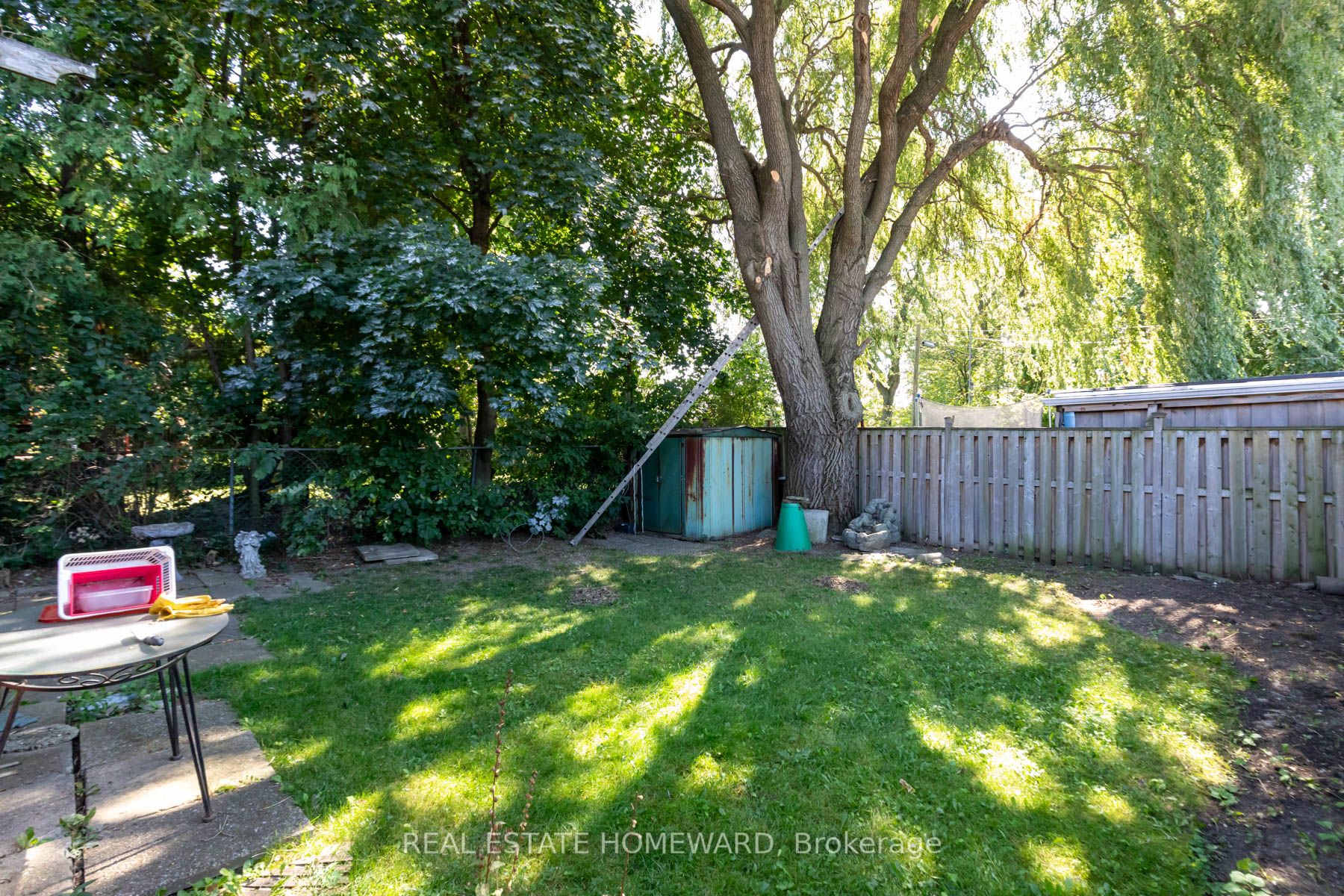95 Wyndcliff Cres