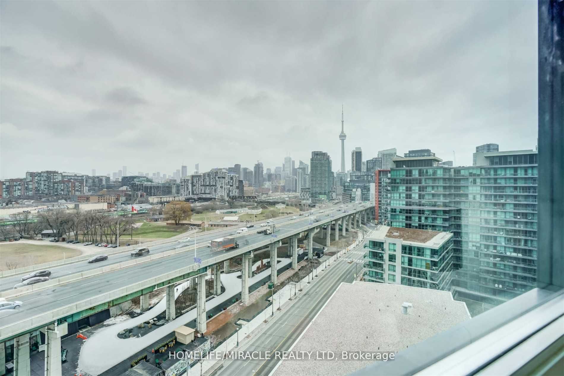 231 Fort York Blvd, #2310