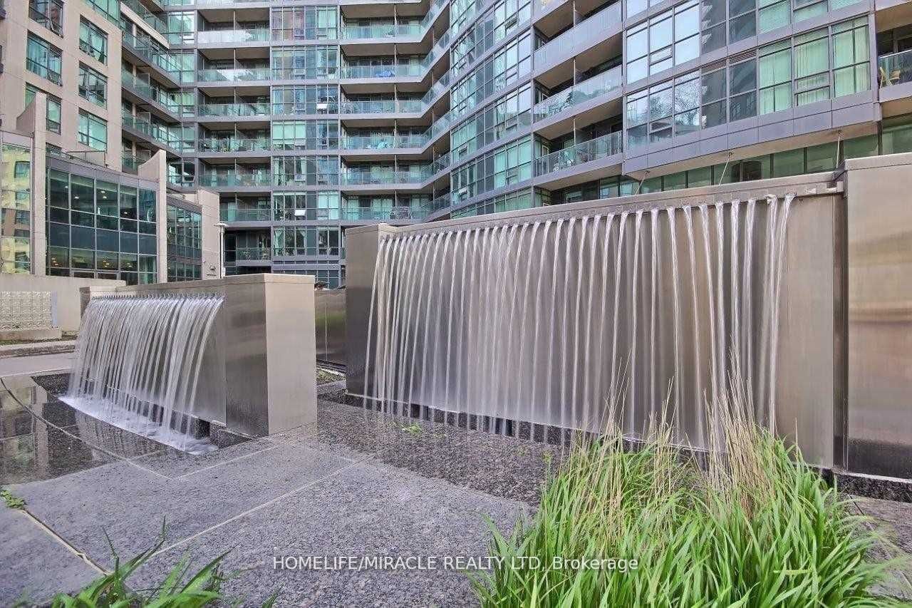 231 Fort York Blvd, #2310