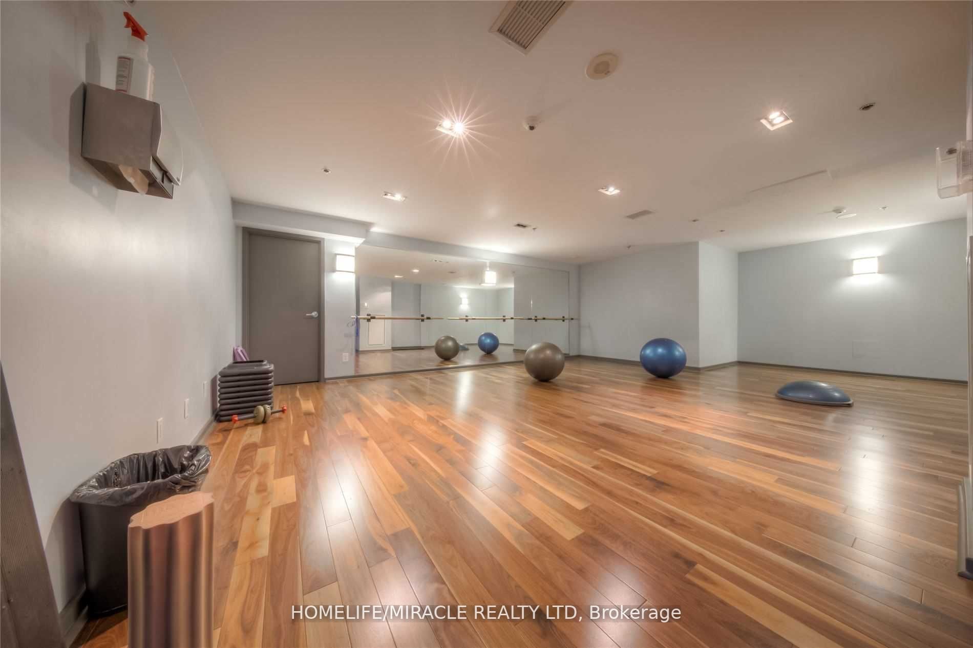 231 Fort York Blvd, #2310