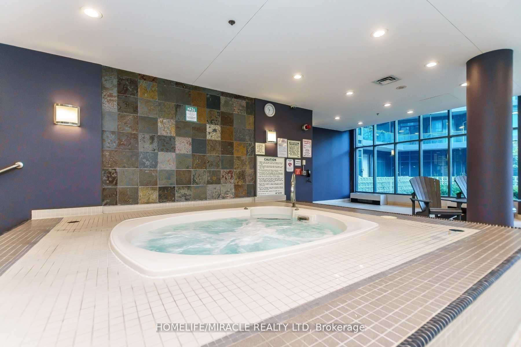 231 Fort York Blvd, #2310
