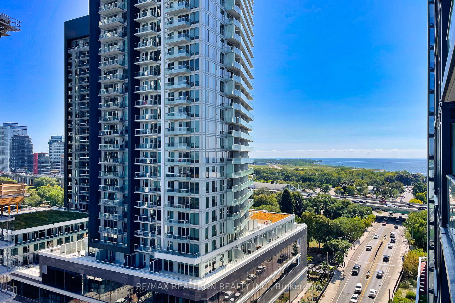 19 Western Battery Rd, #1502