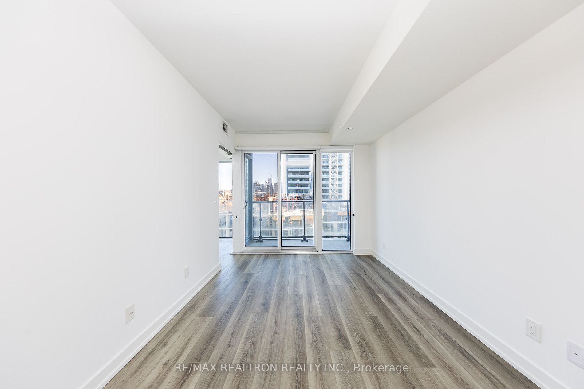 19 Western Battery Rd, #1502
