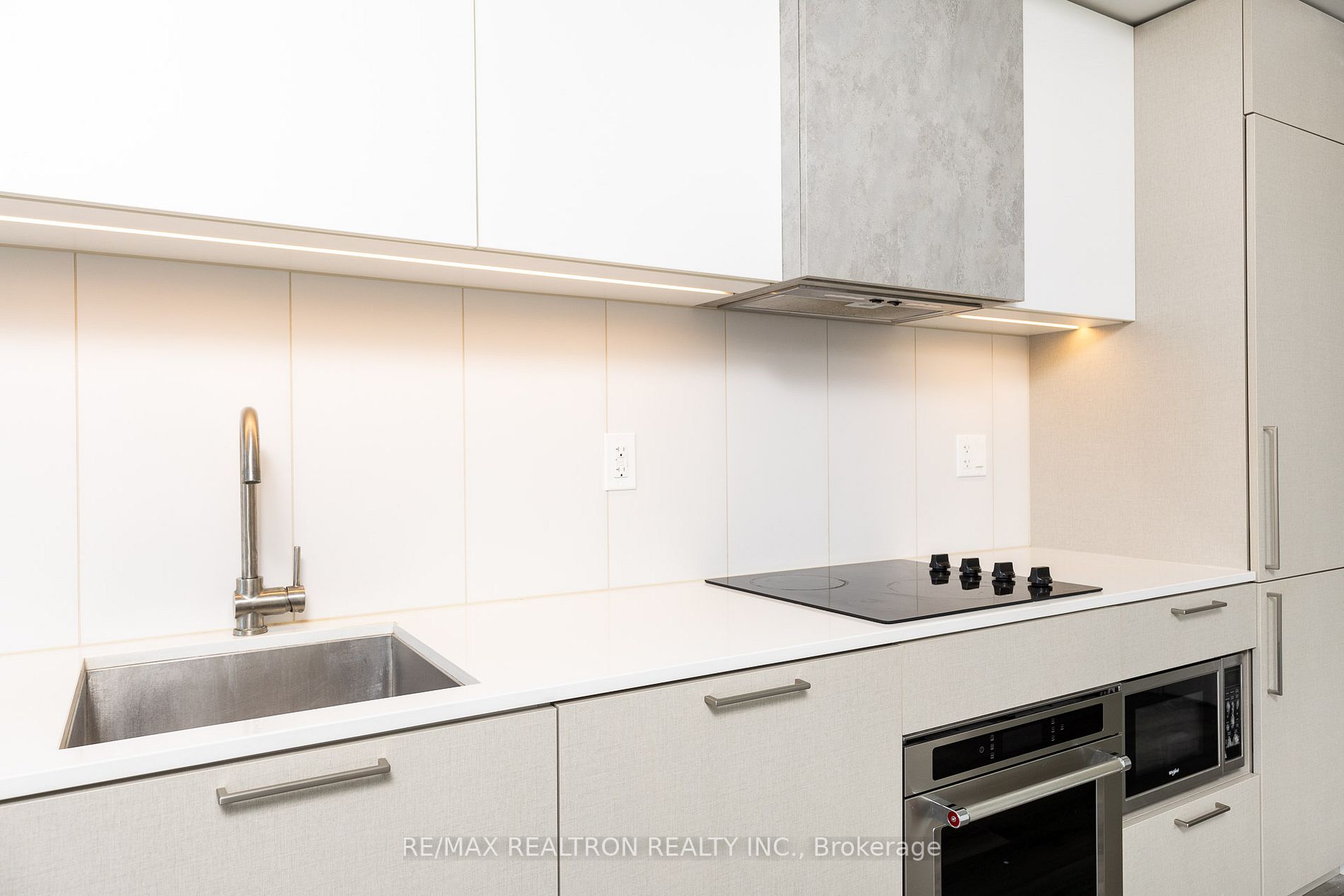 19 Western Battery Rd, #1502
