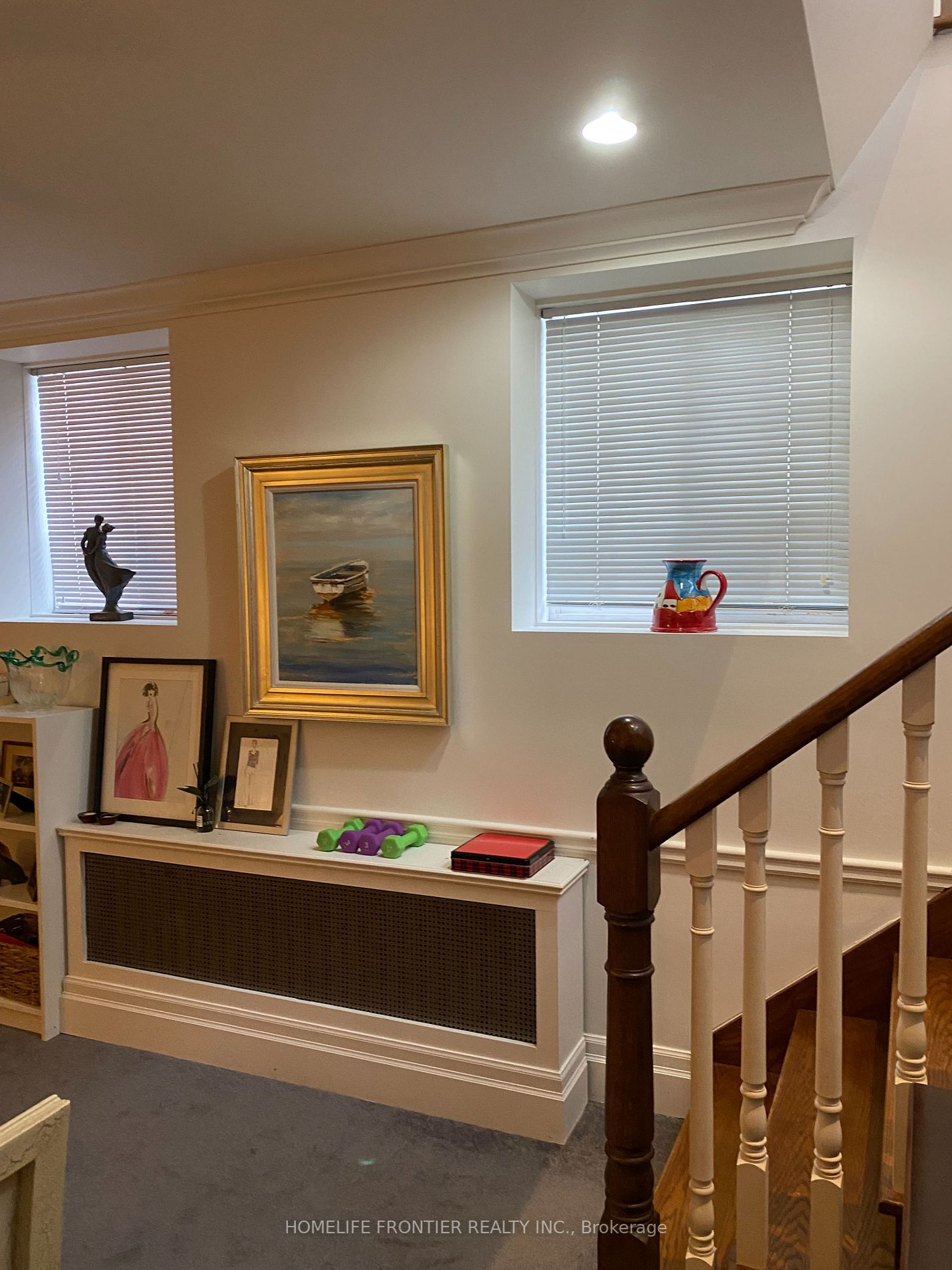 17 Teddington Park Ave