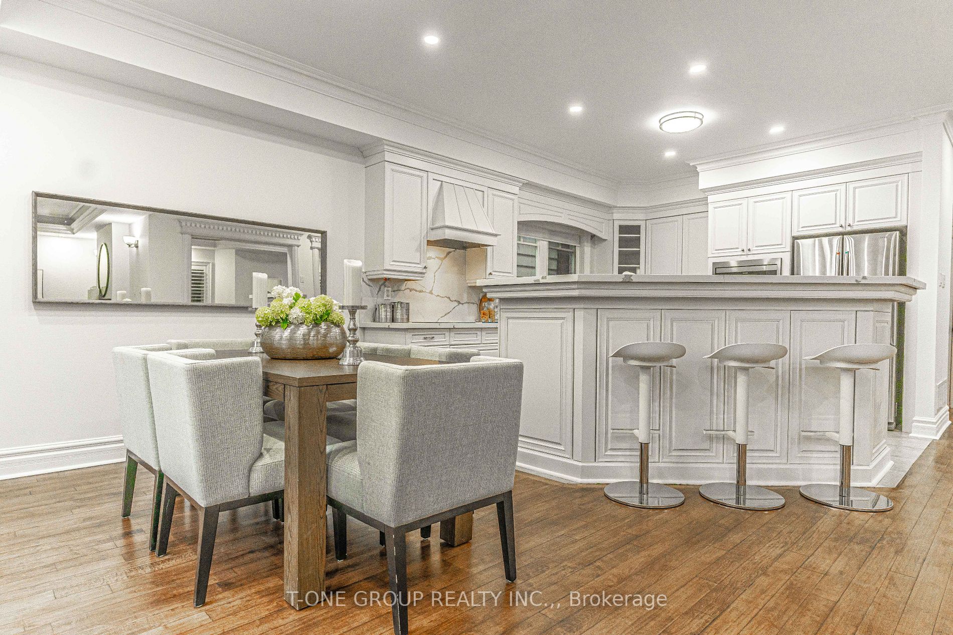 83 Harlandale Ave