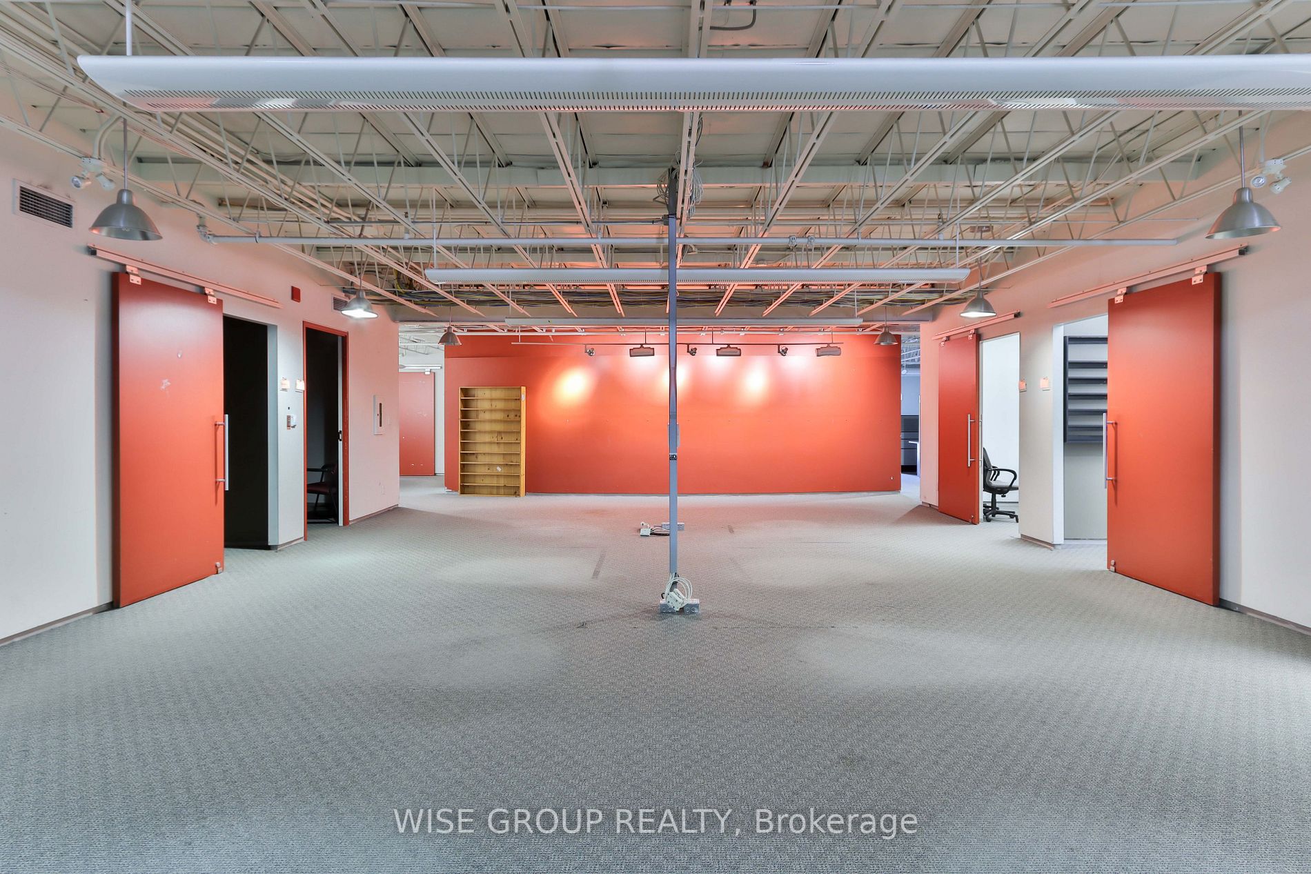 2450 Victoria Park Ave, #100