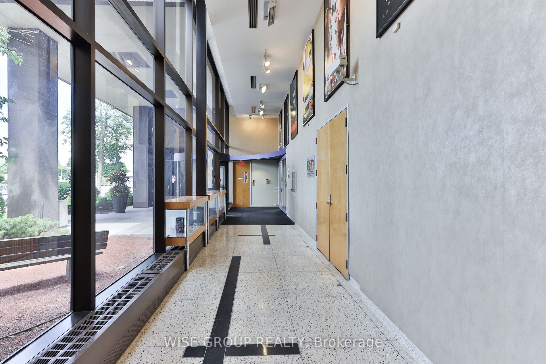 2450 Victoria Park Ave, #100
