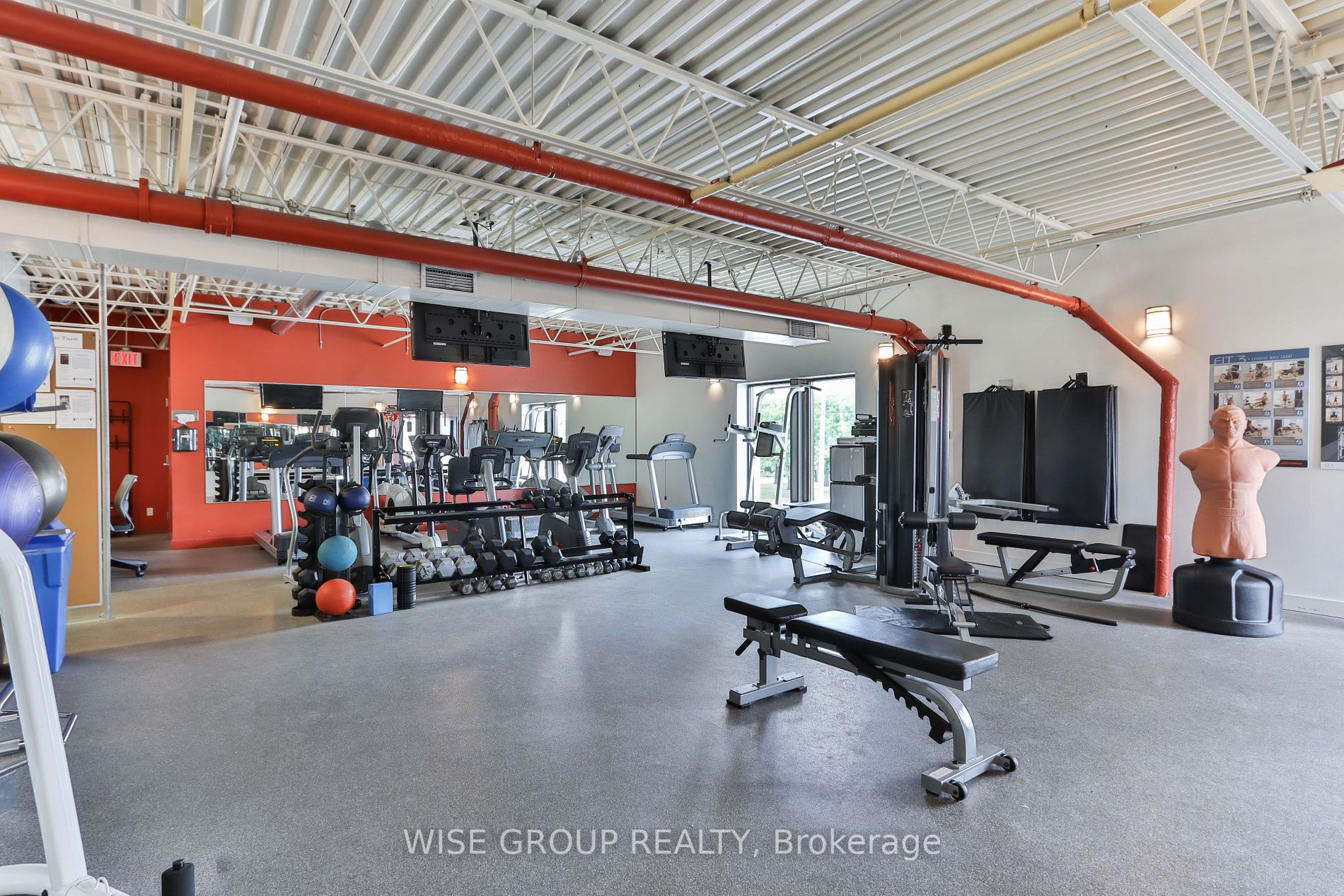 2450 Victoria Park Ave, #100