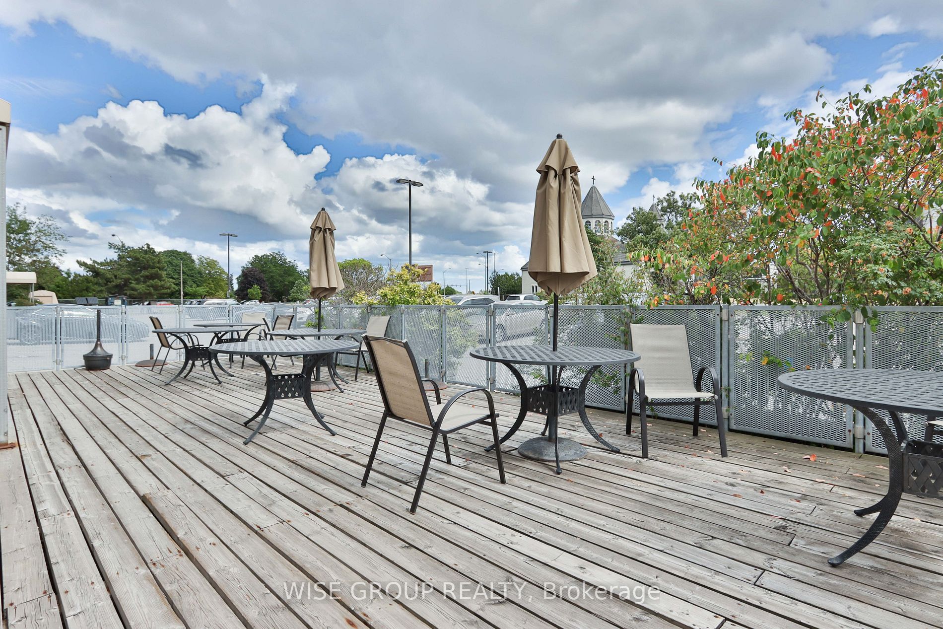 2450 Victoria Park Ave, #100