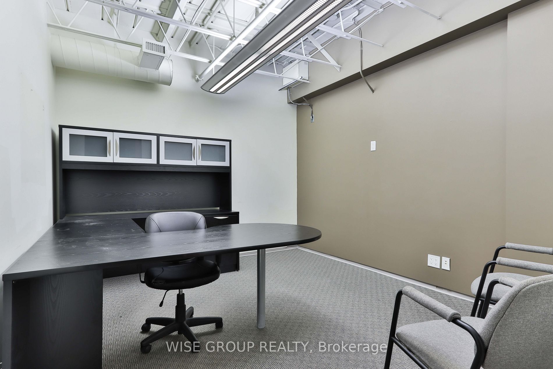 2450 Victoria Park Ave, #100