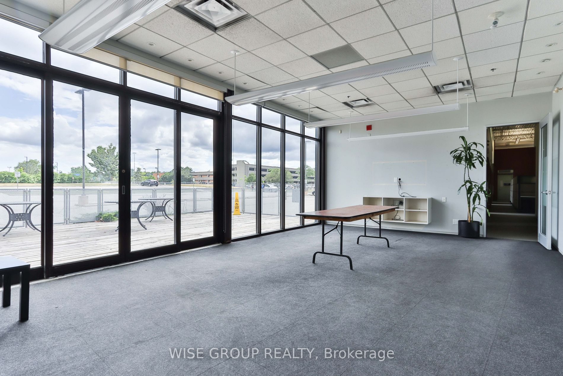 2450 Victoria Park Ave, #100