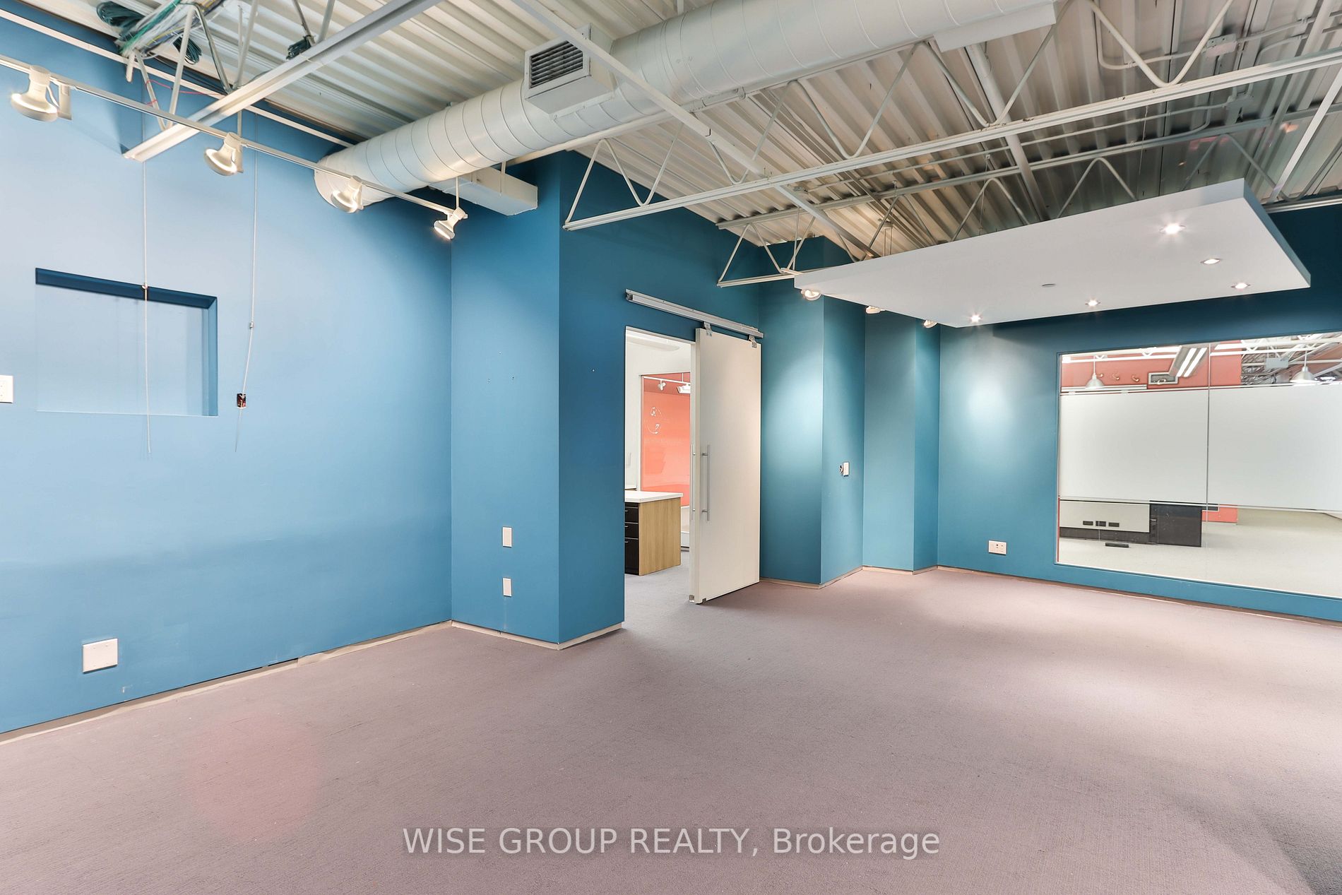 2450 Victoria Park Ave, #100