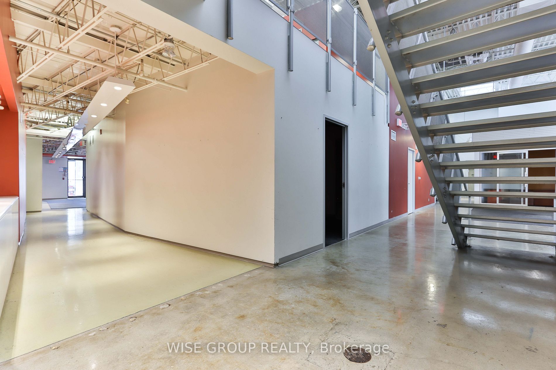 2450 Victoria Park Ave, #100