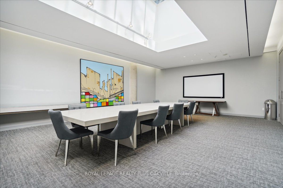637 Lake Shore Boulevard W, #227