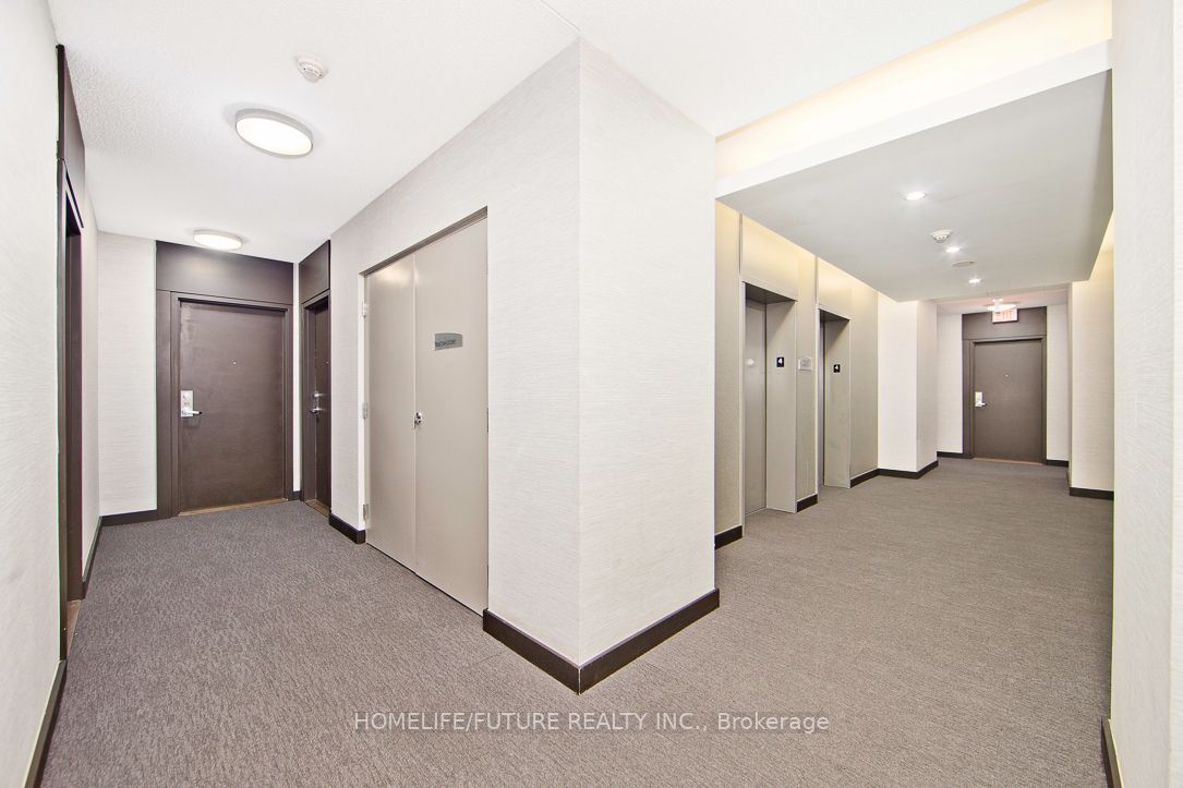 70 Forest Manor Rd, #421