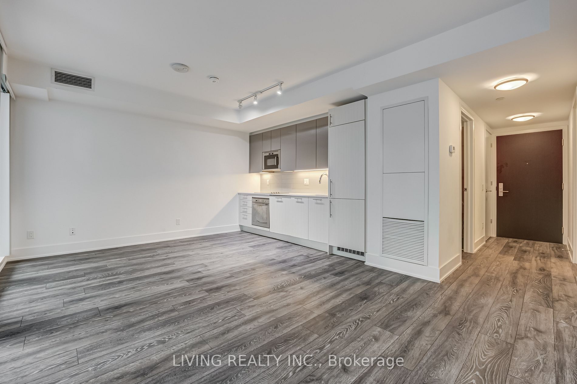 403 Church St, #501