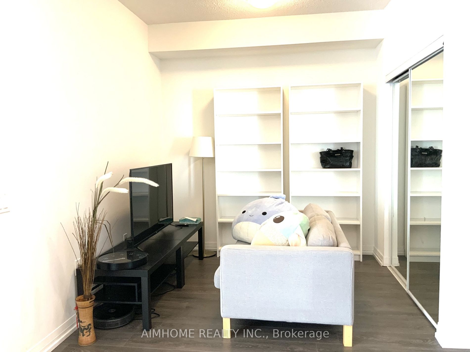 60 Ann O'reilly Rd S, #260