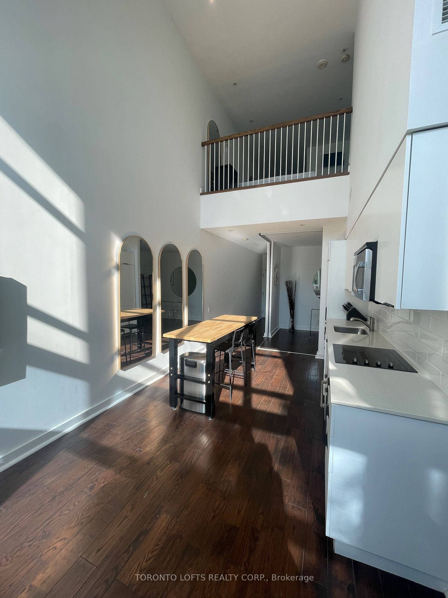 5 Hanna Avenue #108